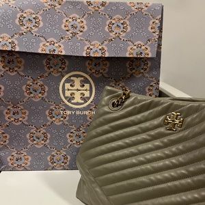 Like new Tori Burch purse